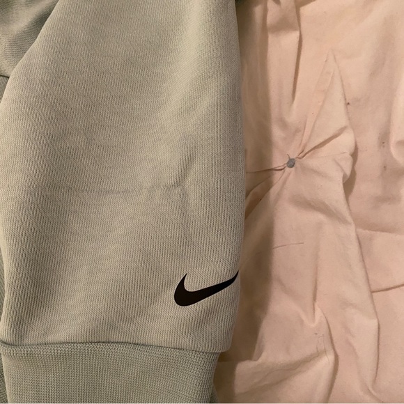 Nike Sage Green Cropped Sweatshirt - Picture 5 of 6